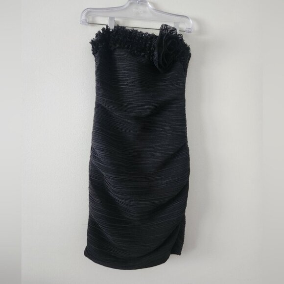 ROMEO & JULIETTE | strapless ruched dress bodycon ruffles lace flower black sz S - Picture 4 of 8